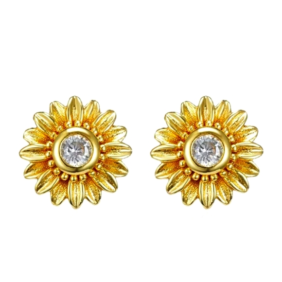 The Gift Box Jewelry - Daisy Studs🌟